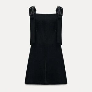 black and white homecoming dresses Zapaka Women Black Homecoming Dress Off The Shoulder A-Line Short Party Dress with Bow, Black / US16 main image 1